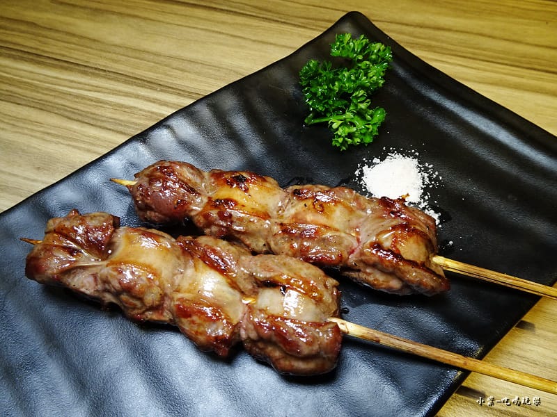 炭燒牛肋條串 (1).jpg