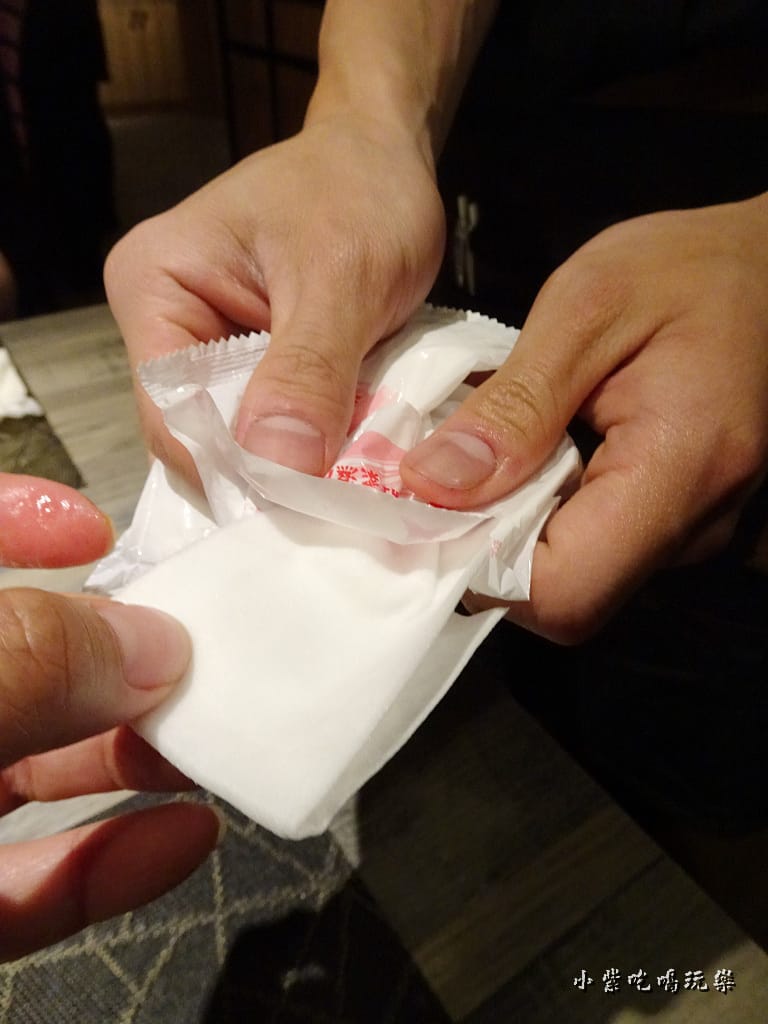 濕紙巾4.jpg 濕紙巾4.jpg