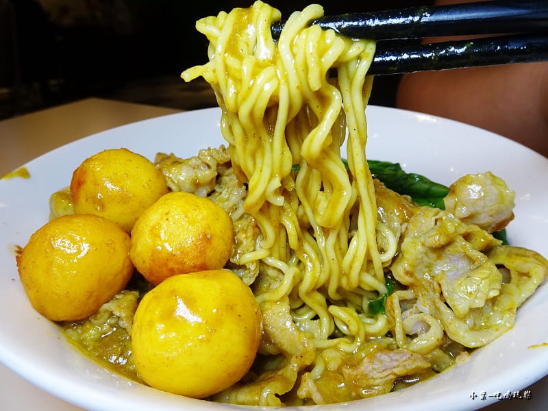 港式咖哩牛肉公仔麵 (7).jpg