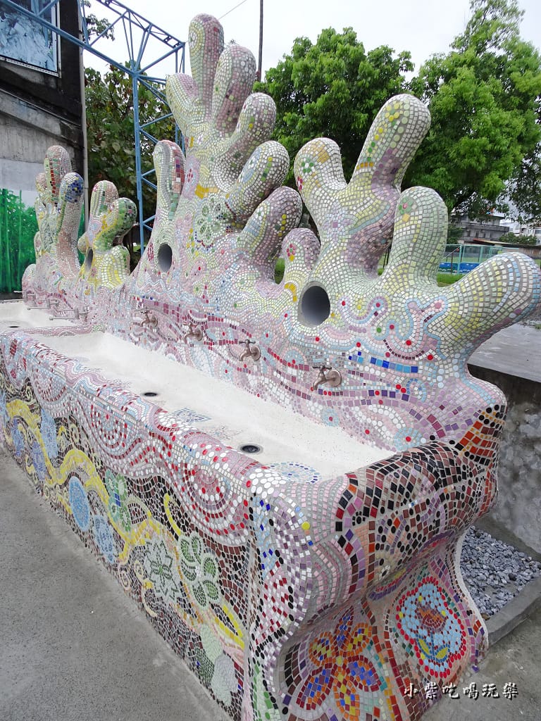 馬賽克拼貼洗手台 (2).jpg