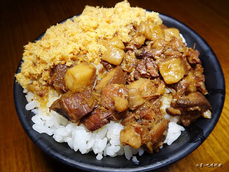 麻辣食刻-魚鬆魯肉飯 (5).jpg 麻辣食刻-魚鬆魯肉飯 (5).jpg