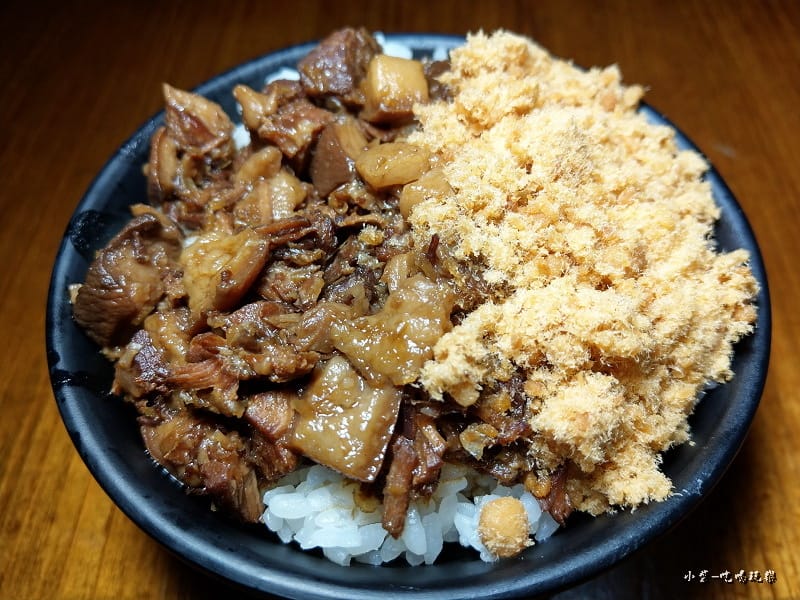 麻辣食刻-魚鬆魯肉飯 (5).jpg 麻辣食刻-魚鬆魯肉飯 (5).jpg