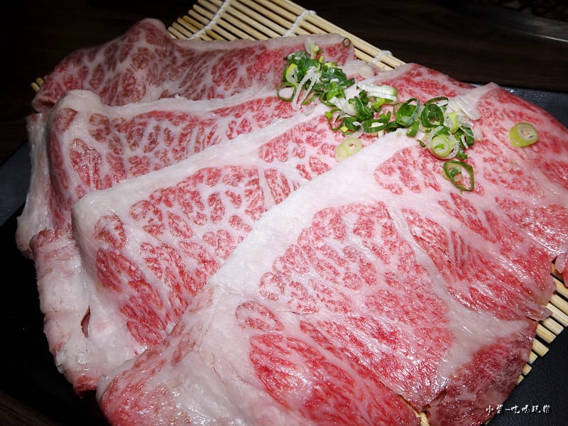 A5近江牛-無骨三角肩小排 (5)0.jpg