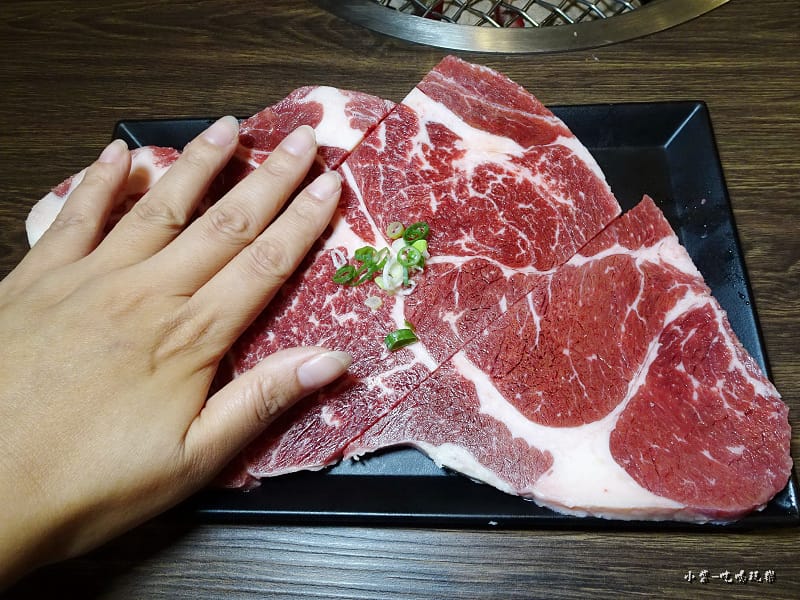 霜降雪花牛好大 (4).jpg