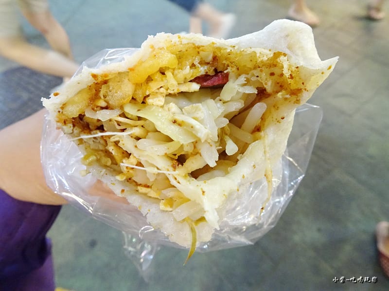 新莊廟口潤餅捲 (5).jpg
