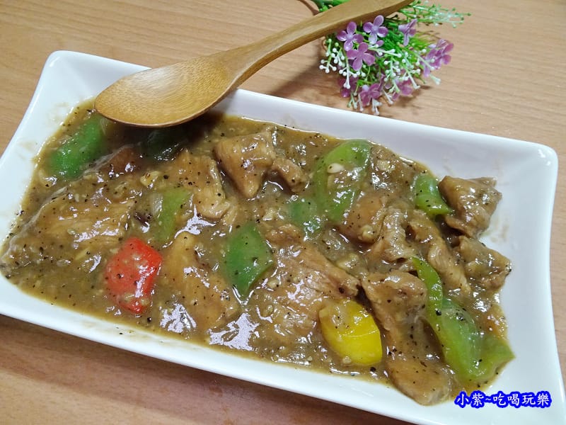 孩想吃鐵板豬肉 (5).jpg 孩想吃鐵板豬肉 (5).jpg