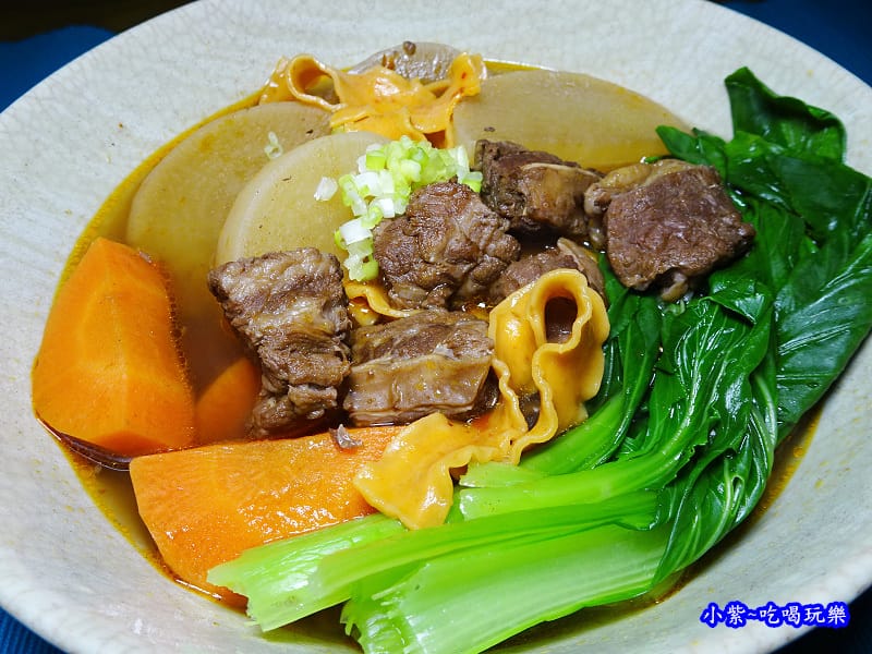 葉家香辣椒麵煮牛肉麵 (1).jpg