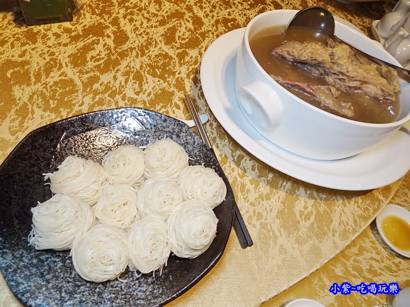 清湯牛小排-天香樓 (5).jpg 清湯牛小排-天香樓 (5).jpg