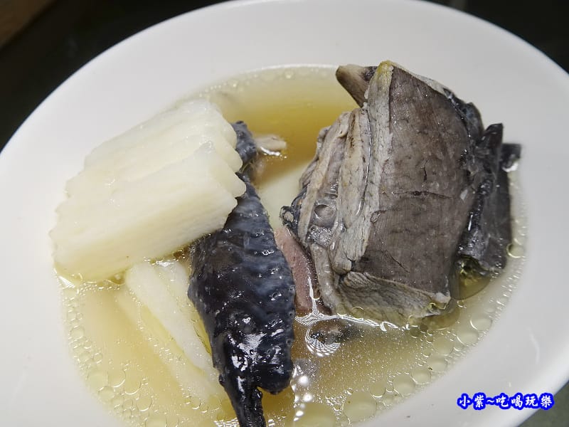 鹿茸珍菇山藥燉雞盅 (2).jpg 鹿茸珍菇山藥燉雞盅 (2).jpg