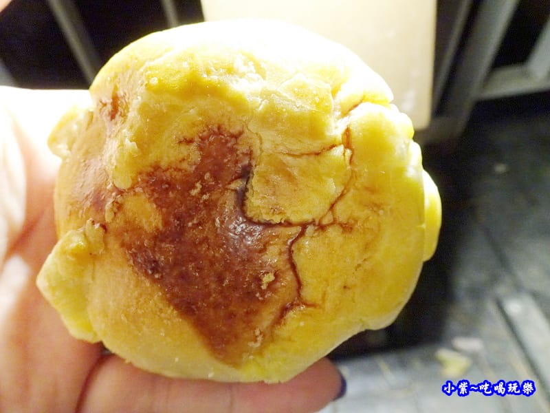 菠蘿椰子-李家麵包屋 (1).jpg 菠蘿椰子-李家麵包屋 (1).jpg