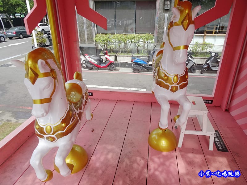 台中草悟廣場粉紅樂園 (14).jpg 台中草悟廣場粉紅樂園 (14).jpg