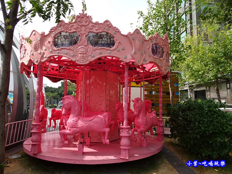 台中草悟廣場粉紅樂園 (10).jpg 台中草悟廣場粉紅樂園 (10).jpg