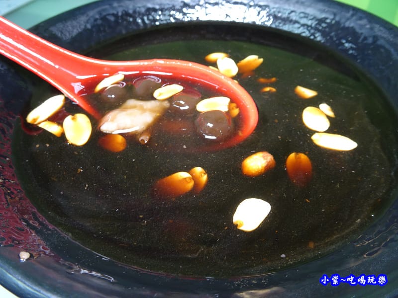 燒仙草-桃仔園榕樹下綿綿冰 (1).jpg 燒仙草-桃仔園榕樹下綿綿冰 (1).jpg