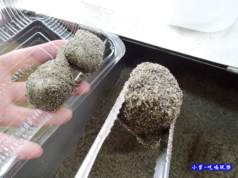 芝麻口味-麻糬大王程文照1.jpg 芝麻口味-麻糬大王程文照1.jpg