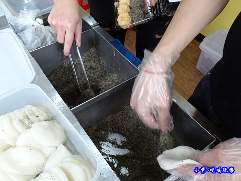 芝麻口味-麻糬大王程文照2.jpg 芝麻口味-麻糬大王程文照2.jpg