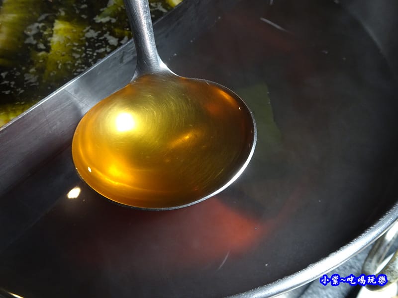 蓹青蔬菜昆布湯底 (1).jpg 蓹青蔬菜昆布湯底 (1).jpg