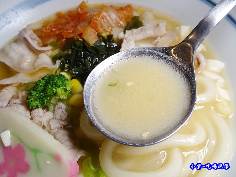 泡菜味噌黑豚烏龍麵-山滕 (1).jpg 泡菜味噌黑豚烏龍麵-山滕 (1).jpg