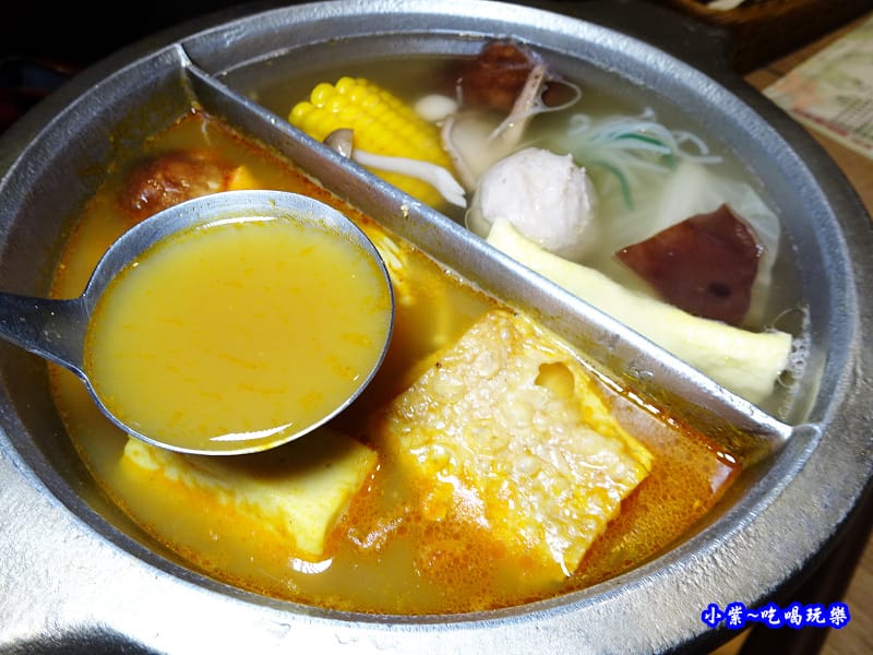 香濃咖哩+柴魚蔬果鍋-長鼻子板橋店 (4).jpg