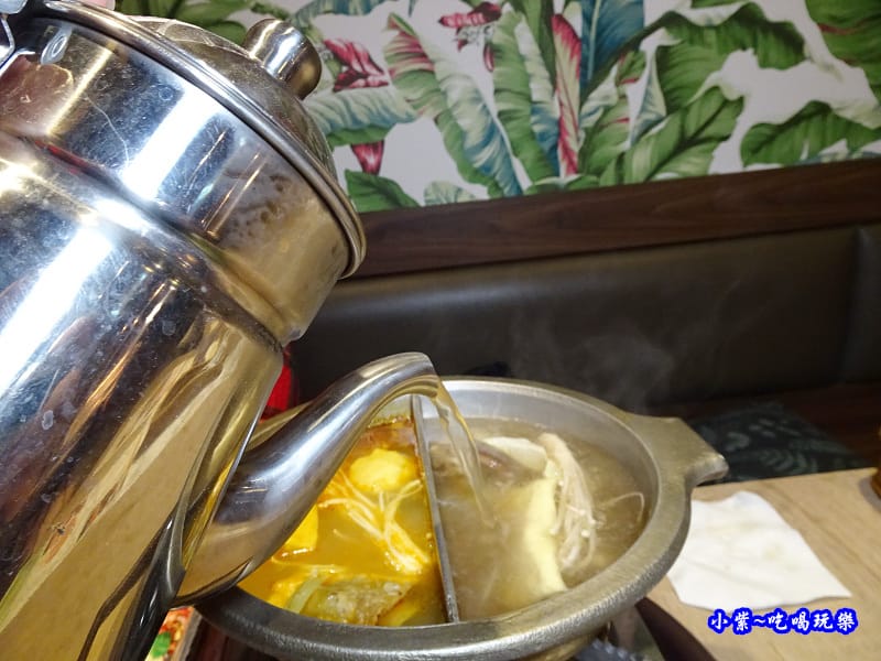 長鼻子泰式咖哩南洋火鍋-板橋店 (16).jpg