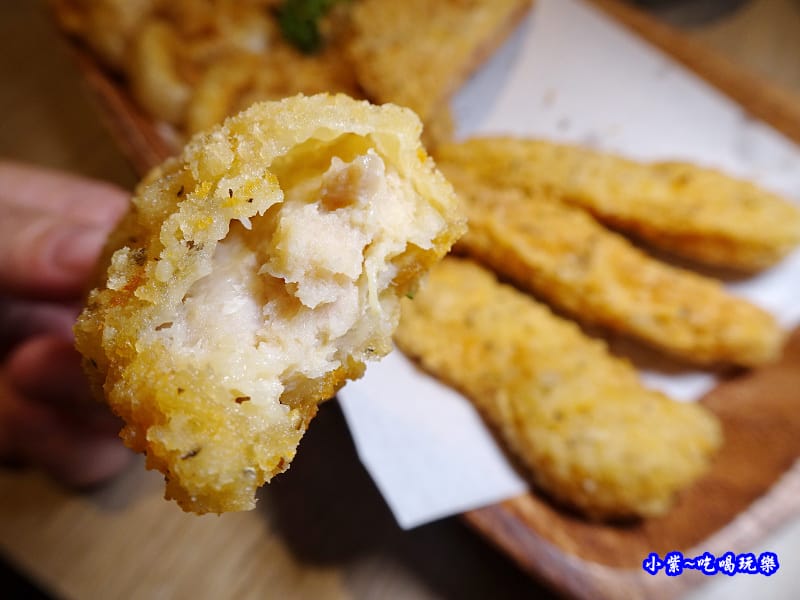 泰式炸物拼盤-長鼻子板橋店 (5).jpg