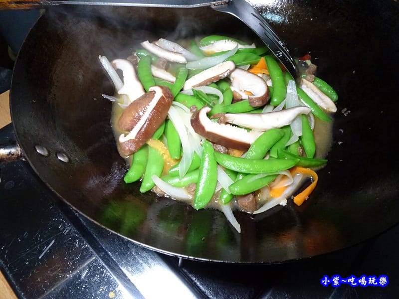 甜豆XO干貝醬炒鮮菇-小紫 (1).jpg 甜豆XO干貝醬炒鮮菇-小紫 (1).jpg