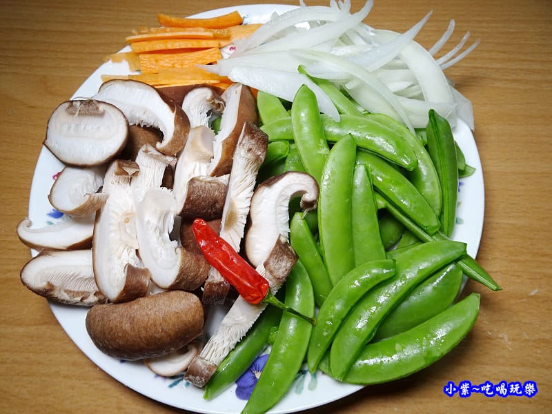 甜豆XO干貝醬炒鮮菇-小紫 (3).jpg 甜豆XO干貝醬炒鮮菇-小紫 (3).jpg