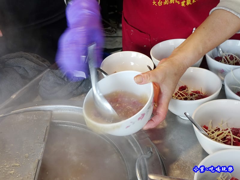 順德牛肉湯(中 (4).jpg