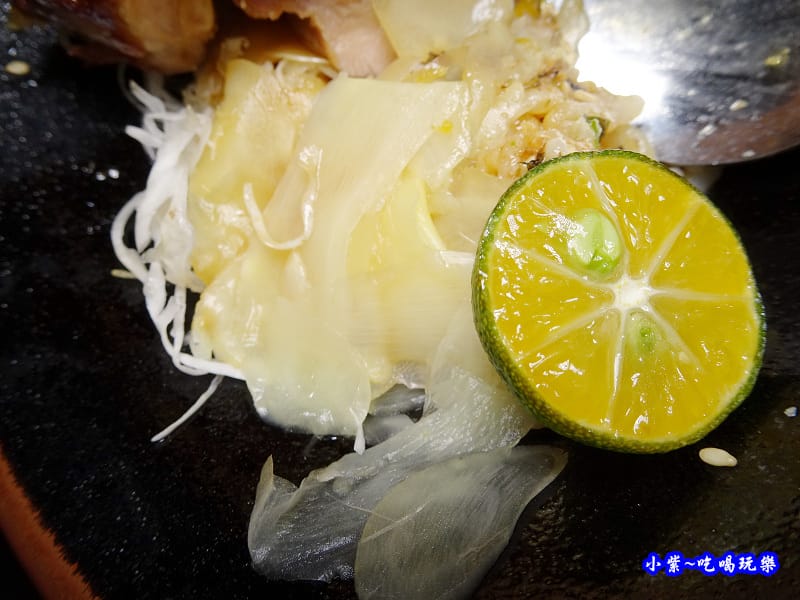 醬烤雞豬雙燒丼-八坂丼屋義大店 (2).jpg 醬烤雞豬雙燒丼-八坂丼屋義大店 (2).jpg