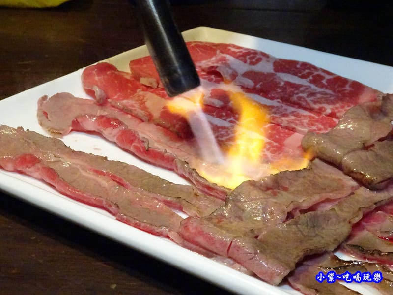 炙燒厚切牛小排-肉多多桃園旗艦店 (4).jpg 炙燒厚切牛小排-肉多多桃園旗艦店 (4).jpg