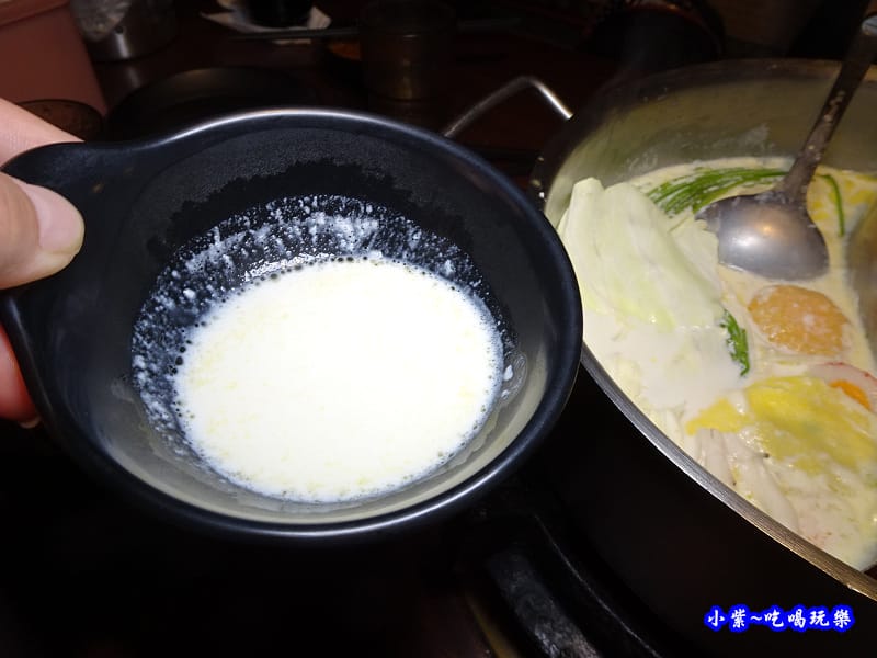 起司牛奶湯底-肉多多桃園旗艦店 (2).jpg 起司牛奶湯底-肉多多桃園旗艦店 (2).jpg