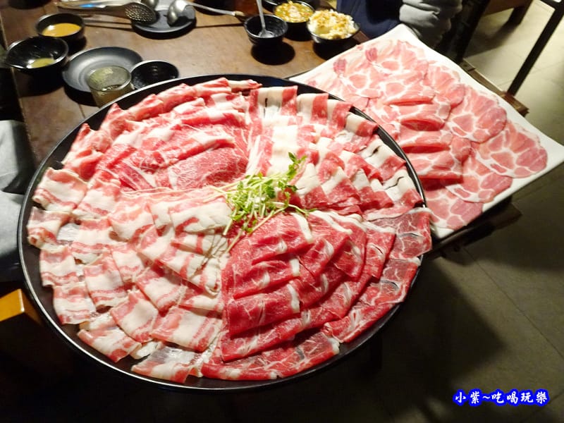 暴龍無肉不歡鍋-肉多多桃園旗艦店.jpg 暴龍無肉不歡鍋-肉多多桃園旗艦店.jpg