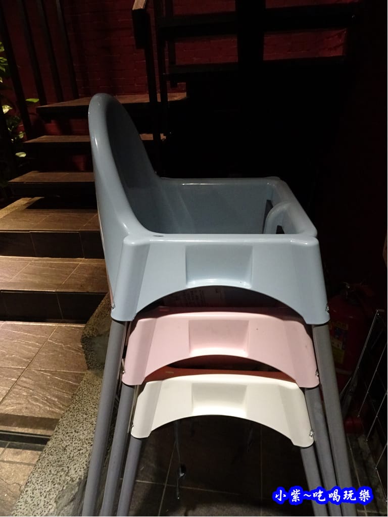 -米塔石頭火鍋市府店 (2).jpg