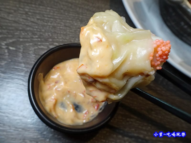 蟹黃帶子燒賣-廚窗港點飲茶百匯-桃園 (1).jpg