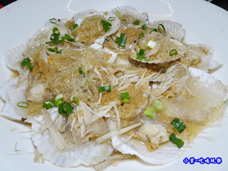 蒜茸粉絲蒸扇貝-廚窗港點飲茶百匯-桃園.jpg