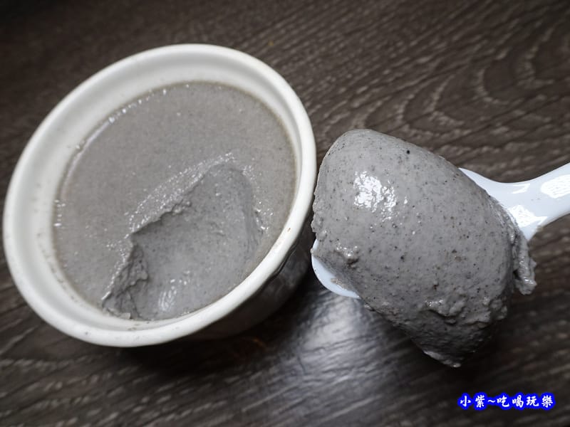芝麻奶酪-廚窗港點飲茶百匯-桃園.jpg