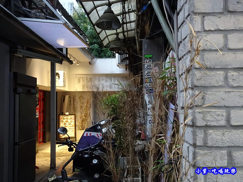 銀兔湯咖哩西門店 (4).jpg 銀兔湯咖哩西門店 (4).jpg