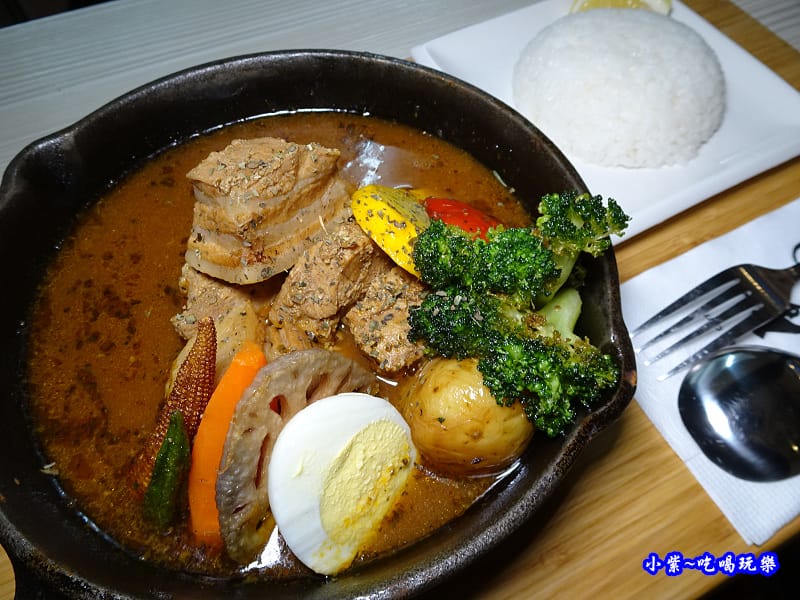 燴燉豬肉湯咖哩-銀兔湯咖哩西門店.jpg 燴燉豬肉湯咖哩-銀兔湯咖哩西門店.jpg