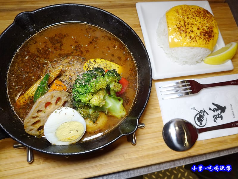 每日手作漢堡湯咖哩-銀兔湯咖哩西門店 (4).jpg 每日手作漢堡湯咖哩-銀兔湯咖哩西門店 (4).jpg