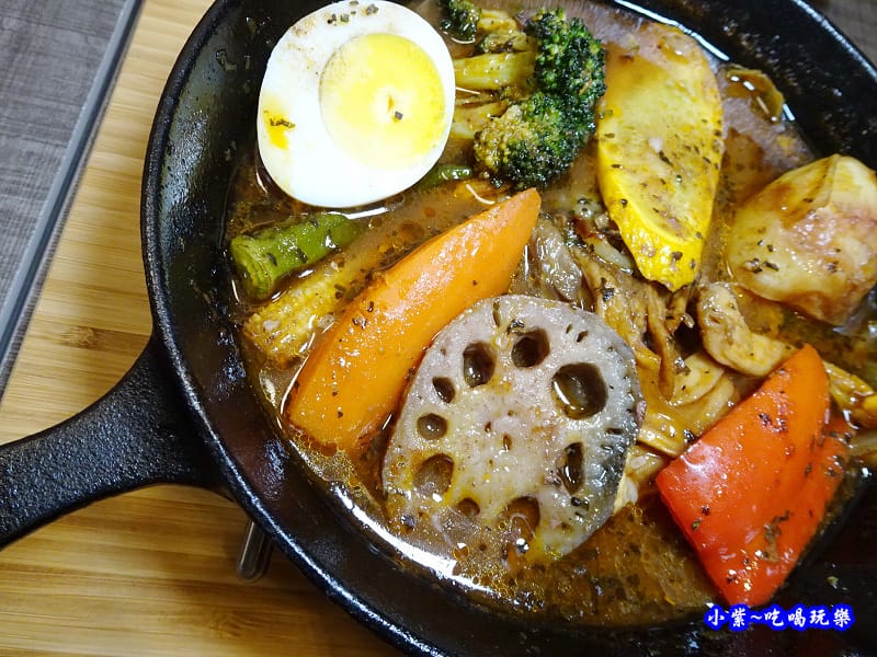 厚切牛排湯咖哩-銀兔湯咖哩西門店 (1).jpg 厚切牛排湯咖哩-銀兔湯咖哩西門店 (1).jpg