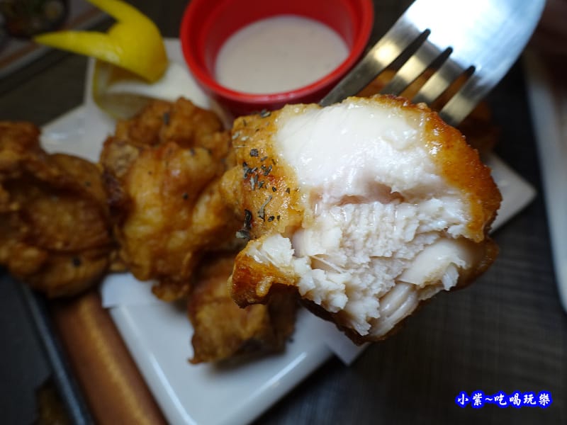 炸雞腿-銀兔湯咖哩西門店 (2).jpg 炸雞腿-銀兔湯咖哩西門店 (2).jpg