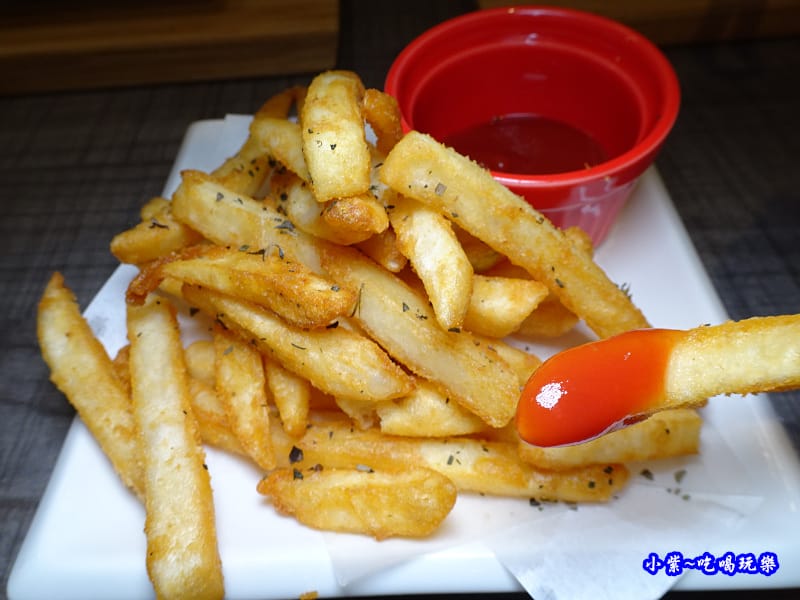 炸薯條-銀兔湯咖哩西門店 (1).jpg 炸薯條-銀兔湯咖哩西門店 (1).jpg