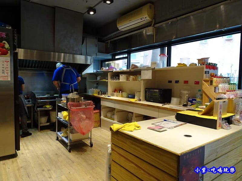 蘆洲-光頭早午餐屋 (17).jpg 蘆洲-光頭早午餐屋 (17).jpg