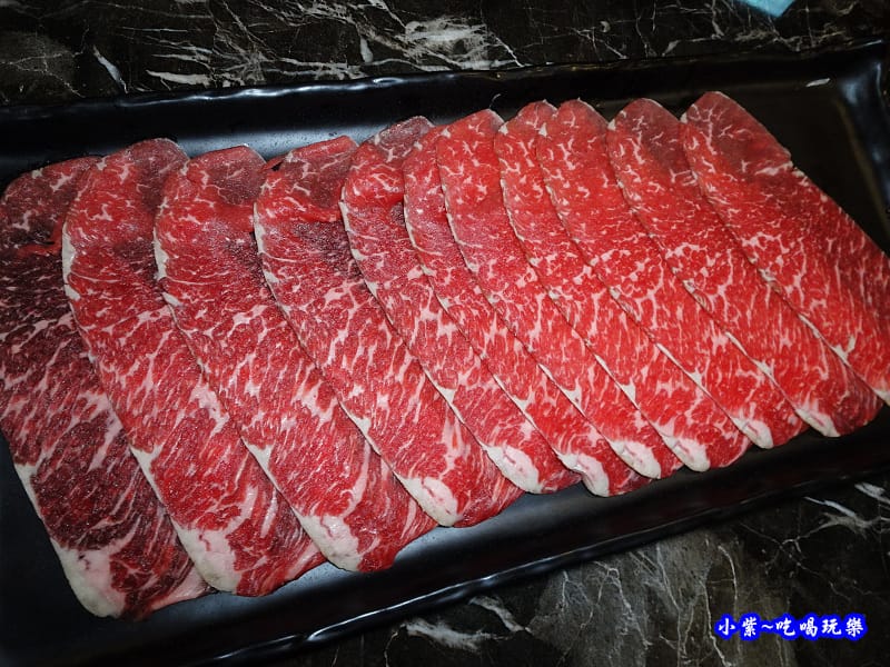 美國PR翼板肉-狩夜精緻單人雙味火鍋 (5).jpg