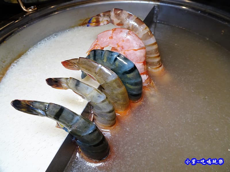 C海陸套餐海鮮-狩夜精緻單人雙味火鍋 (7).jpg