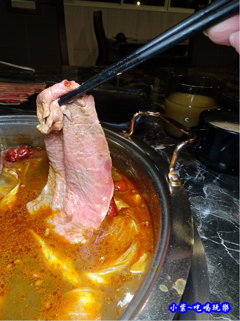  美國PR翼板肉-狩夜精緻單人雙味火鍋 (1).jpg