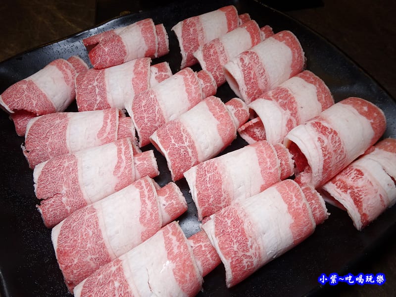 雪花牛肉-食鮮日式火鍋吃到飽 (2).jpg 雪花牛肉-食鮮日式火鍋吃到飽 (2).jpg