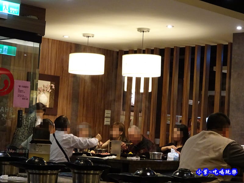 用餐環境-食鮮日式火鍋吃到飽 (2).jpg 用餐環境-食鮮日式火鍋吃到飽 (2).jpg