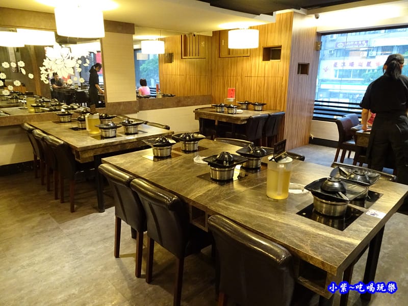 用餐環境-食鮮日式火鍋吃到飽 (3).jpg 用餐環境-食鮮日式火鍋吃到飽 (3).jpg