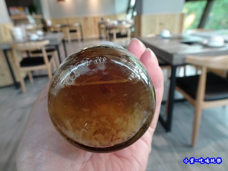 蓮子銀耳養生露-百味釜精緻鍋物 (2).jpg 蓮子銀耳養生露-百味釜精緻鍋物 (2).jpg
