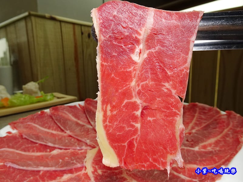 澳洲板腱牛肉火鍋片-百味釜精緻鍋物 (1).jpg 澳洲板腱牛肉火鍋片-百味釜精緻鍋物 (1).jpg